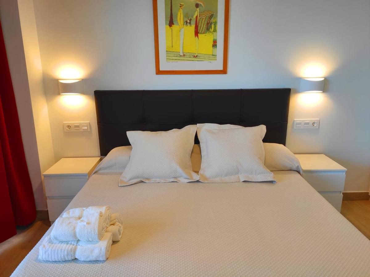 Beachfront -- New Luxury Apartment -- 1ª Linea Playa -- Fuengirola City Center -- Private Parking -- Panoramic Sea Views -- מראה חיצוני תמונה
