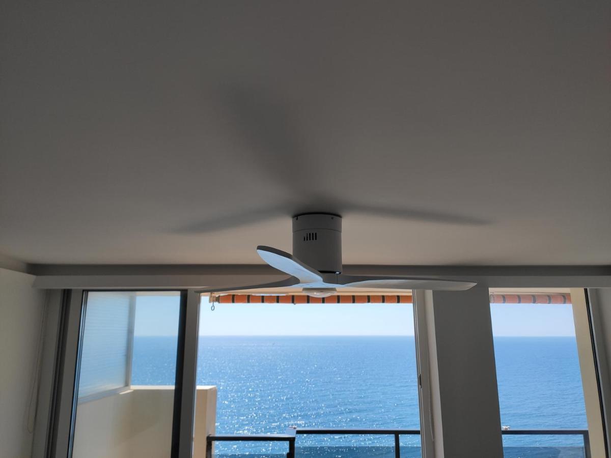 Beachfront -- New Luxury Apartment -- 1ª Linea Playa -- Fuengirola City Center -- Private Parking -- Panoramic Sea Views -- מראה חיצוני תמונה