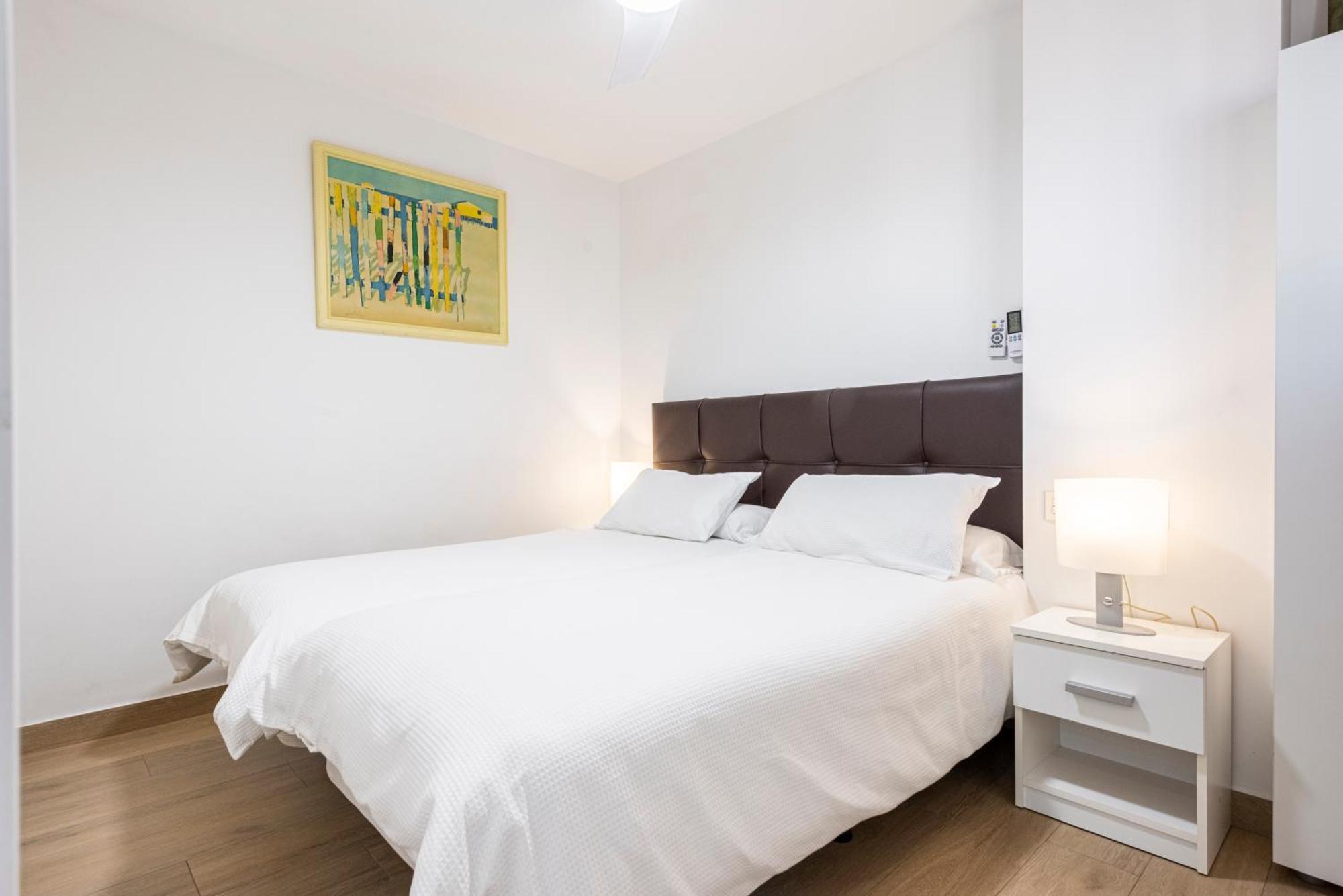 Beachfront -- New Luxury Apartment -- 1ª Linea Playa -- Fuengirola City Center -- Private Parking -- Panoramic Sea Views -- מראה חיצוני תמונה